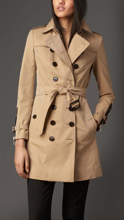 burberry gabardinas|Burberry gabardine trench.